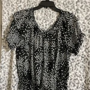 Reduced!! Boutique top, size large